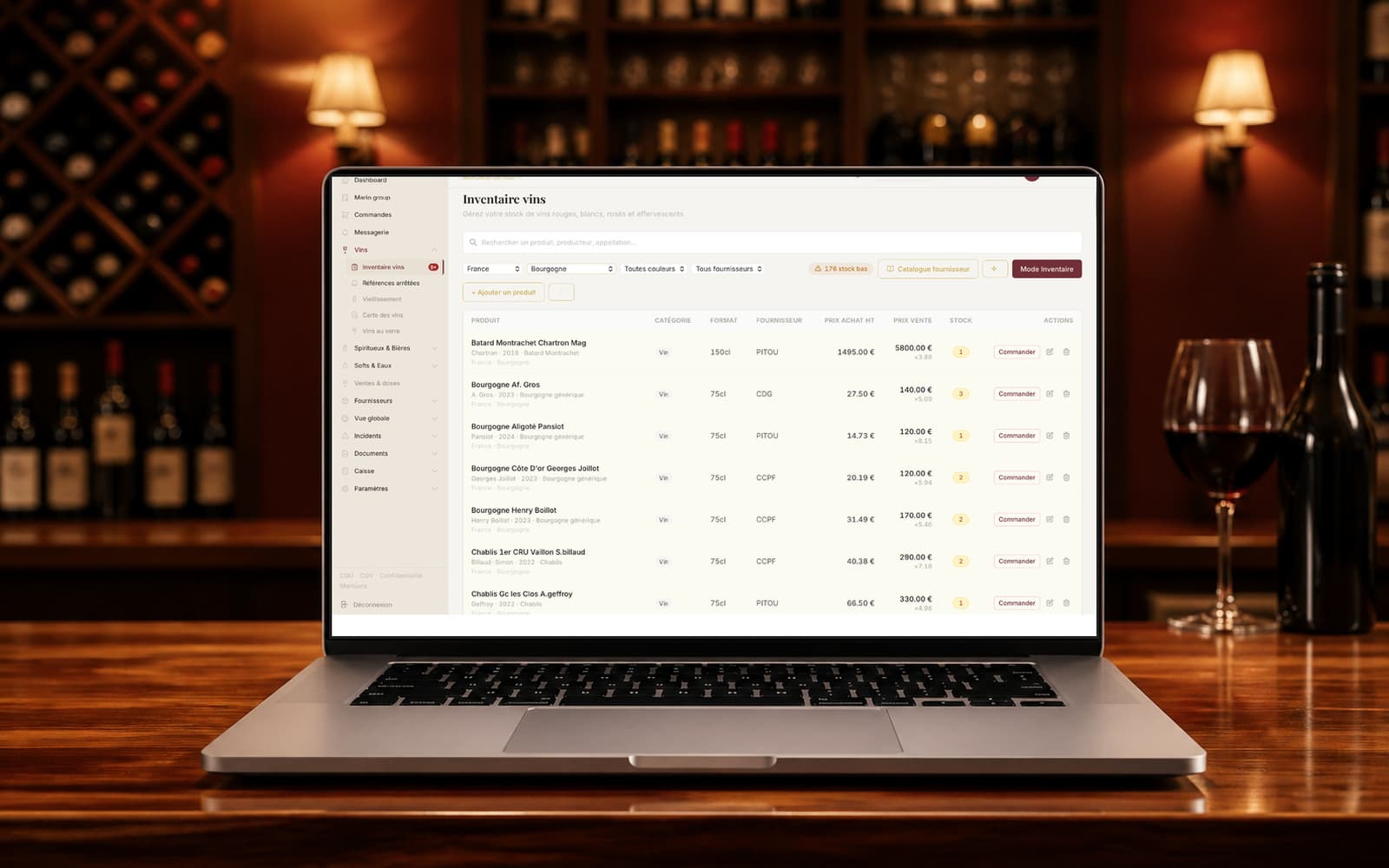 Inventaire des vins CaveauFlow sur ordinateur, capture réelle du produit